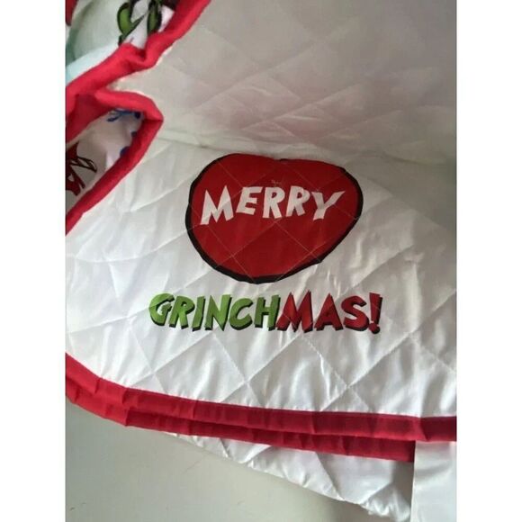 2 Piece Dr Seuss The Grinch Quilt Set TWIN Size Reversible Bedding Christmas NEW - Picture 13 of 14